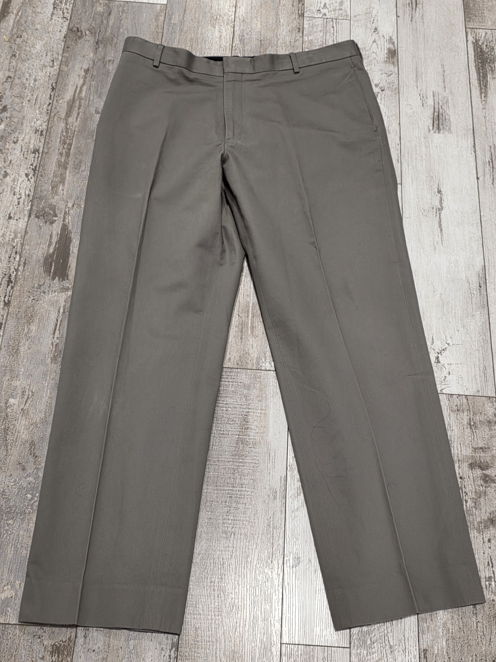 38x32 Men's Banana Republic Casual Beige Khaki Pants 100% Cotton